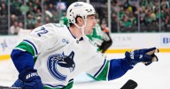 Max Sasson scores last of Vancouver's 3 quick goals, Canucks rally to beat Stars 5