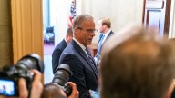 Government shutdown set to barrel forward as White House neutralizes pressure points