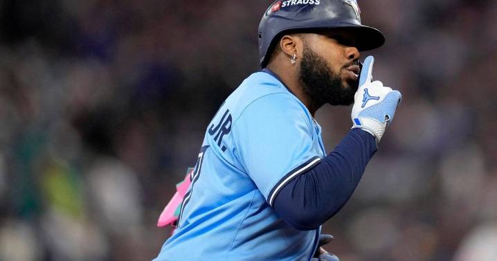 Springer and Guerrero deliver for Toronto in Game 3 of the AL Championship Series