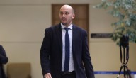 Longton acusa al Gobierno de "abandonar" a los adultos mayores al eliminar del Presupuesto 2026 el programa "Más AMA"