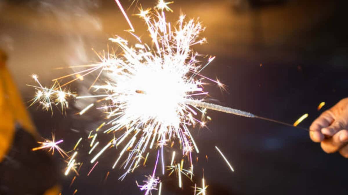 4 killed in explosion of country-made firecrackers in Tamil Nadu