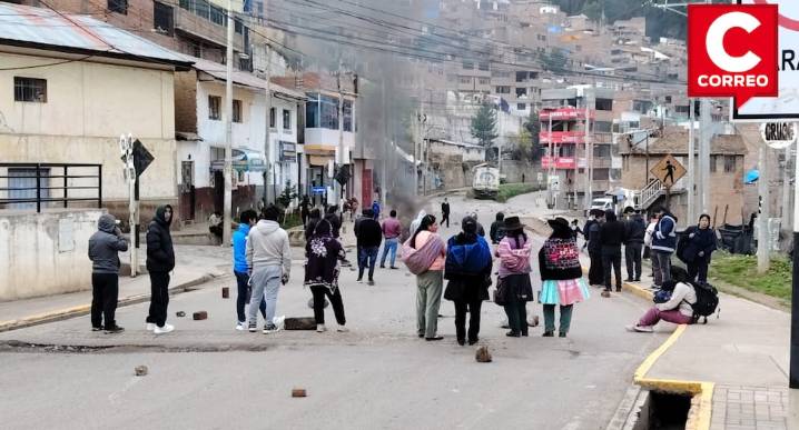 Transportistas de Huancavelica inician paro indefinido por incumplimiento de acuerdos