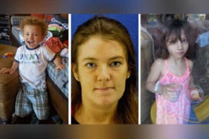 Catherine Hoggle set for new competency evaluation, potential bond in 2014 disappearance of her two children
