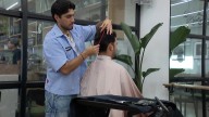 Dallas barber builds business on strong Hispanic roots and social media presence