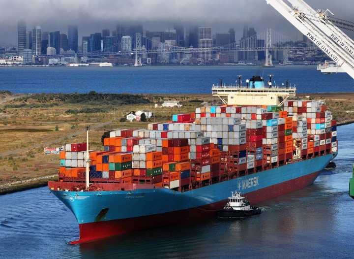 Trump pledges additional 100% tariffs on China by Nov. 1