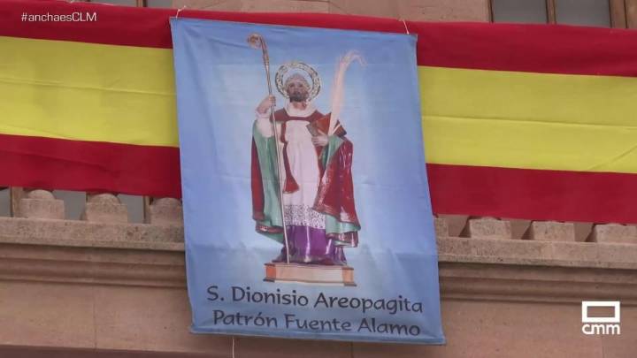 Los vecinos de Fuente Álamo disfrutan de sus fiestas en honor a San Dionisio