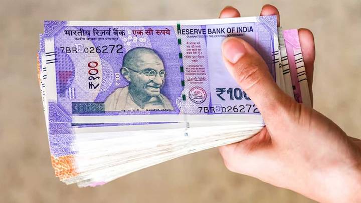 Small Finance Banks Vs Post Office FDs: What Is Better Right Now?