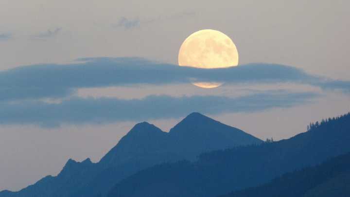 Luna Llena de Octubre 2025: ¿Cómo Observarla desde Casa Según la NASA?...Y Sin Telescopio