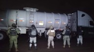 Revientan punto huachicolero y aseguran pipa
