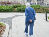 Una rutina de ejercicios para no encorvarse, y aliviar dolor de cuello y espalda