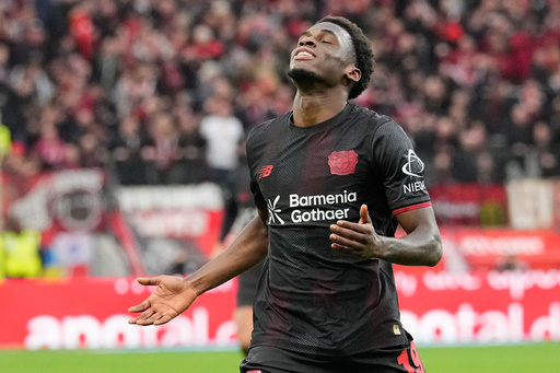 Leverkusen deja atrás humillante derrota ante el PSG y supera 2