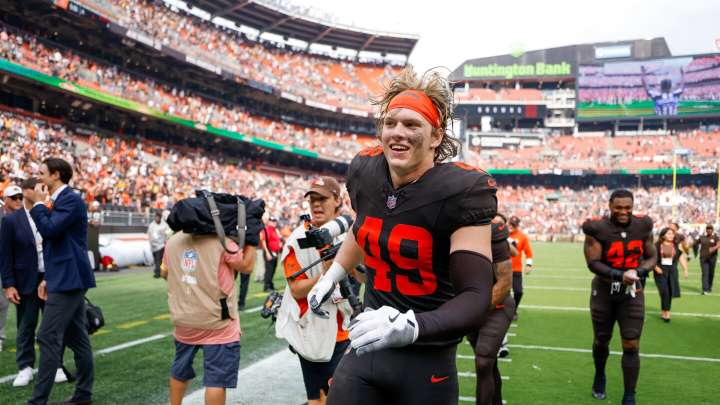Report: Browns LB Carson Schwesinger believed to have a high