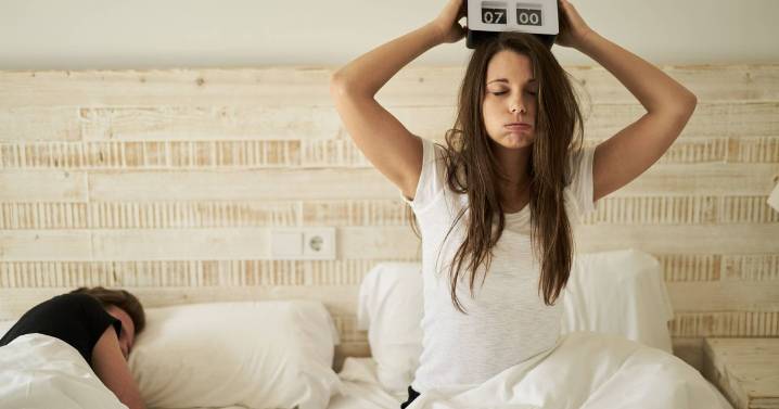 Clocks change tonight and psychologist says to avoid one thing