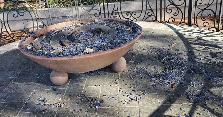 Man arrested after vandalizing King Center in Atlanta, police say