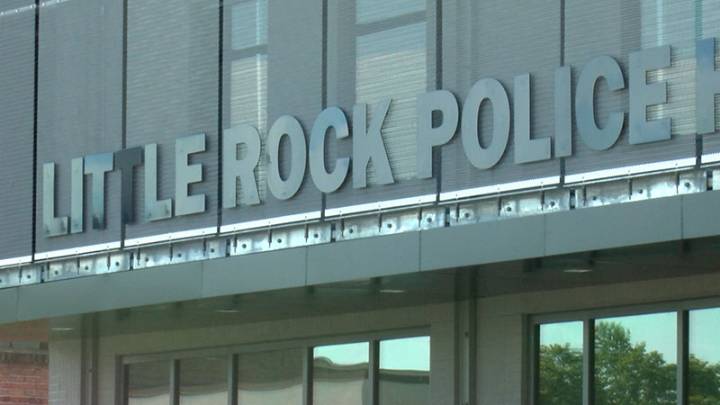 Little Rock boosts police pay with contract extension