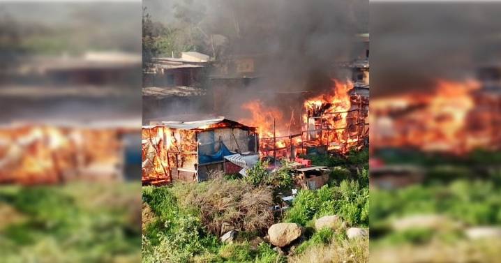 En jornada de desalojo: Incendio afecta a casas en Campamento Dignidad de La Florida