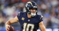 Chargers dominate Vikings 37-10 as Justin Herbert throws for 3 touchdowns