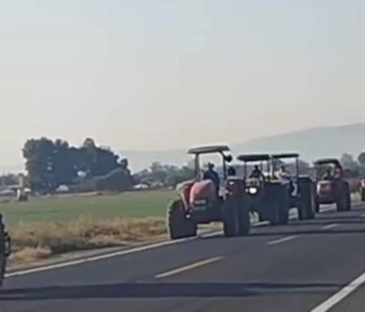 Comienzan a arribar productores agrícolas a diversas carreteras de México; protestarán por injusticia en el campo
