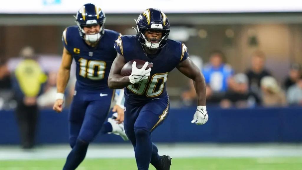 Chargers vencen a Minnesota y pelean en lo alto de su división