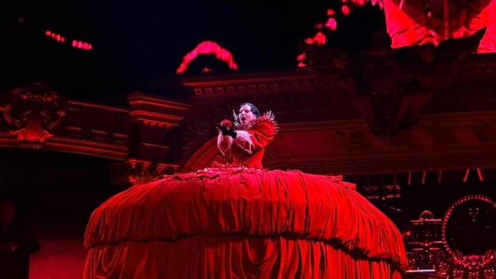 Lady Gaga desata una locura gótica en Barcelona