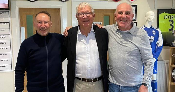Sir Alex Ferguson spotted at Glasgow football club as fans joke 'can you manage Rangers'