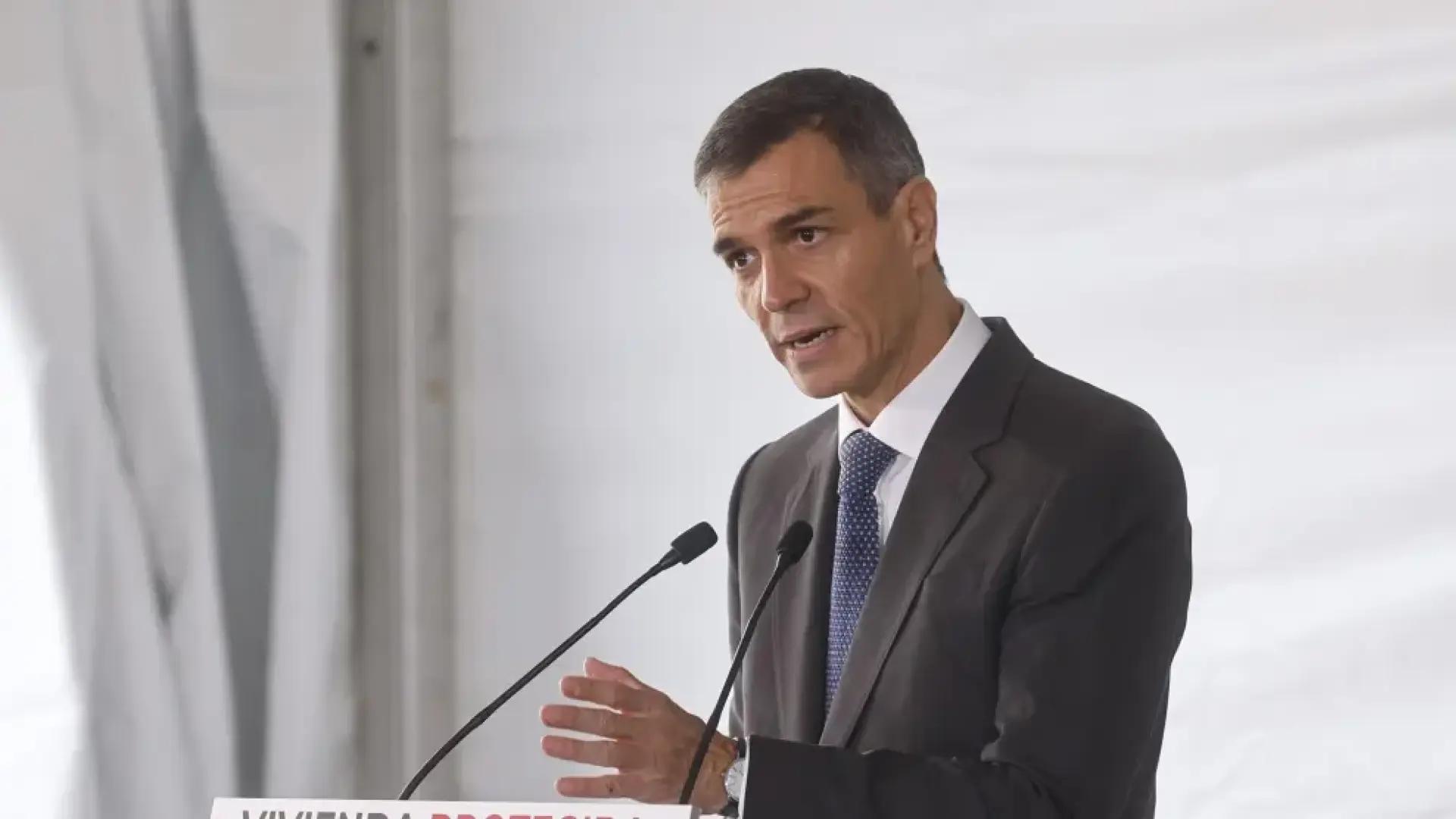 Sánchez da tres meses a Aragón, Asturias, Baleares y Madrid para crear el registro de objetores al aborto