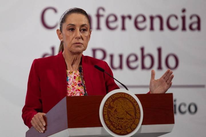 “No necesitan reunirse con el SAT, pueden pagar hoy”, dice Sheinbaum sobre adeudo de impuestos de empresas de Salinas Pliego