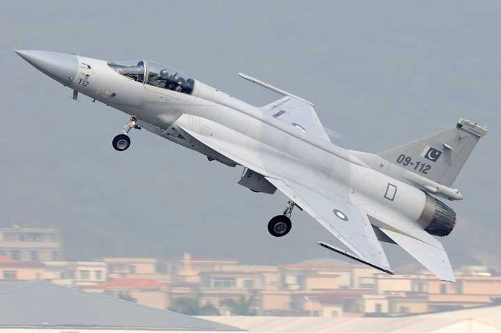 Russian Experts Say Reported Sale of Jet Engine to Pak will Benefit India