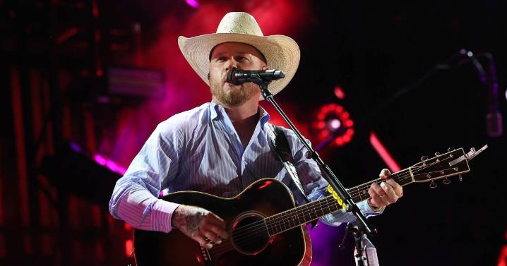 Cody Johnson Cancels 2025 Shows After Bursting Eardrum