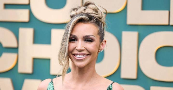 Scheana Shay Wants To Be On 'The Valley' But Cast 'Sick Of Her Abuse'