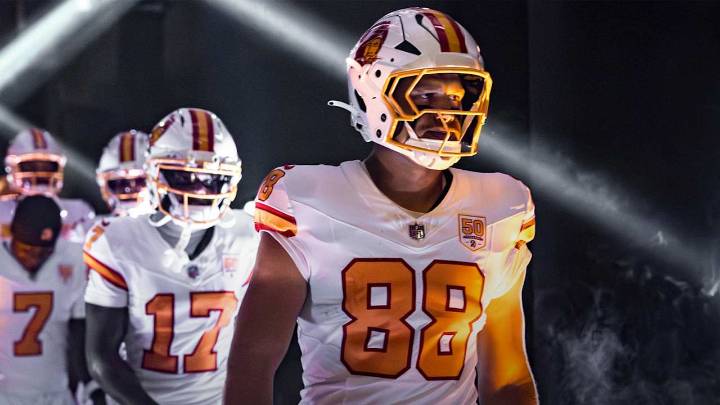 TE Cade Otton Spurs Offense with Blocking Prowess
