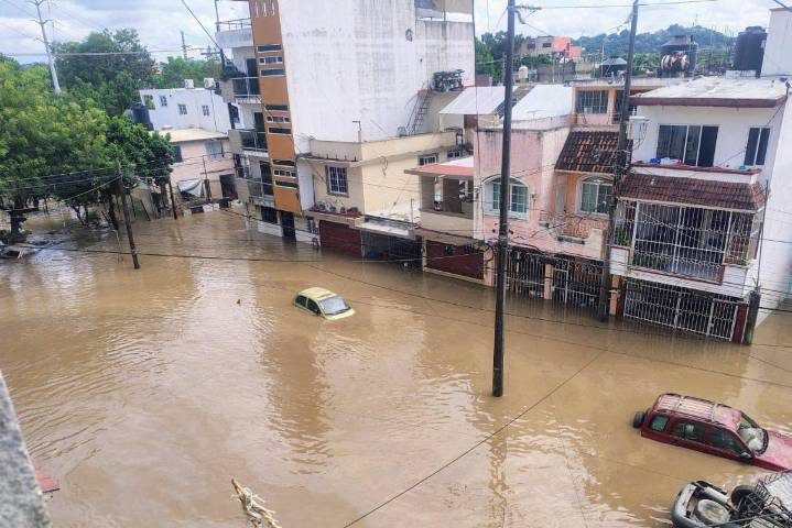 Fuertes lluvias en México dejan al menos 37 muertos y daños en Veracruz, Puebla, Hidalgo y Querétaro