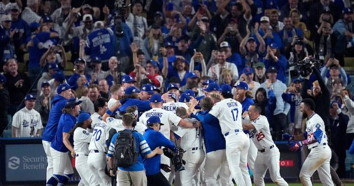 The Blue Jays and the Dodgers played a marathon 7