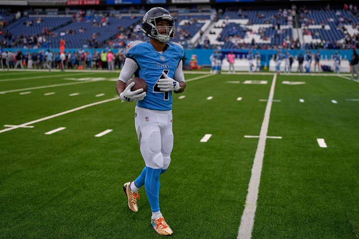 Raiders sign veteran wide receiver Tyler Lockett