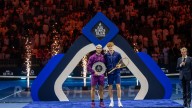 Sinner vuelve a su mejor nivel ante Alcaraz, revalida el Six Kings Slam y se va de Riad envuelto en millones (6