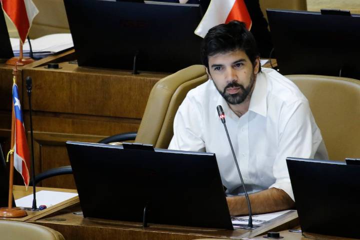 Apuntando contra Fiscalía: el furioso descargo de Joaquín Lavín tras ser desaforado