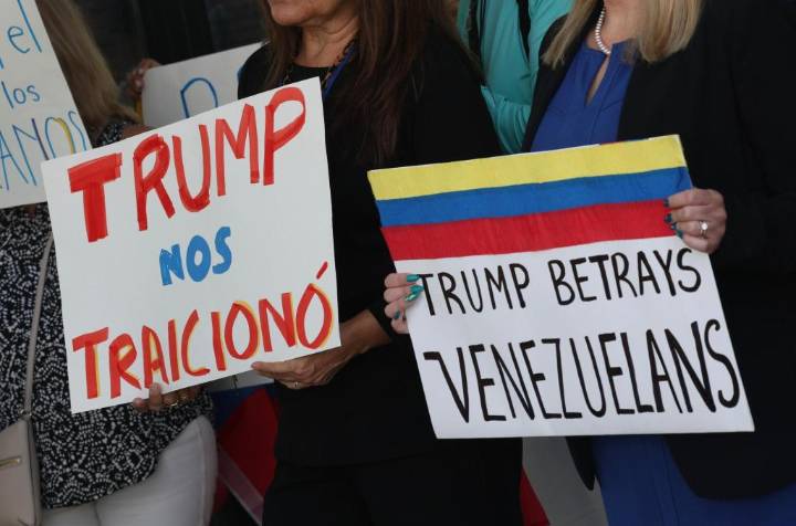 Why some Venezuelans are turning back home after years abroad