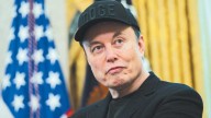 Elon Musk ataca a Netflix en X y alienta a dejar la plataforma