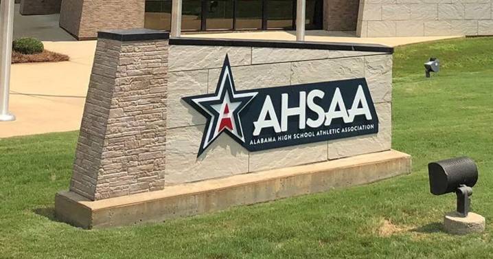 Long time sports writer Ron Ingram retires as AHSAA communications director ahead of looming 2026 legislative session