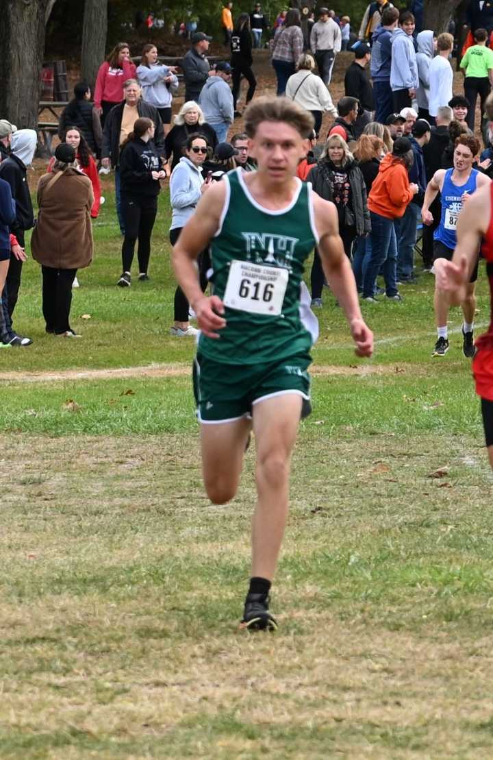 CROSS COUNTRY Marysville sweeps MAC Blue Division titles