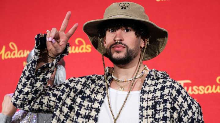 El Anuncio de Bad Bunny en el Medio Tiempo del Super Bowl Hizo Enfurecer a los Trumpistas