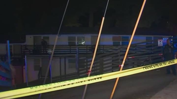 Man killed in late-night stabbing in NW Atlanta