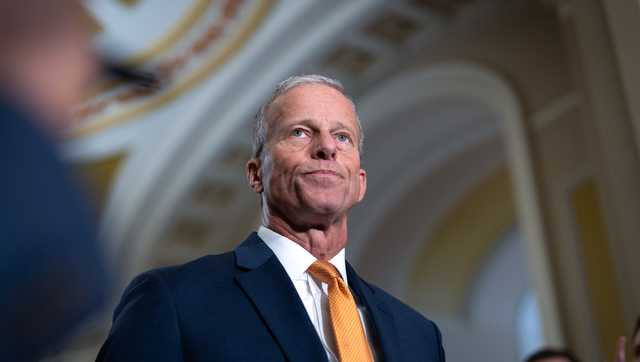 Trump calls for filibuster change amid shutdown, GOP leadership disagrees