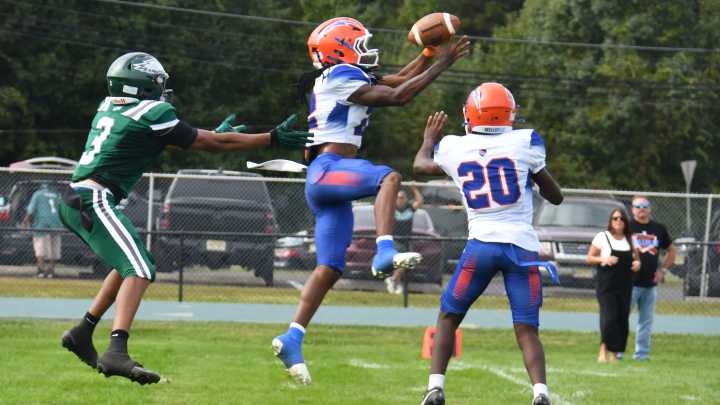 Timely punt sparks win for Millville football at Delsea