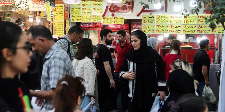 Crisis en Irán: aumenta el riesgo de una grave crisis económica y protestas ante las nuevas sanciones de la ONU