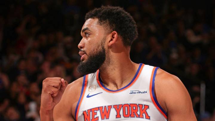 Towns plays with Grade 2 quad strain, scores 19 in Knicks' win