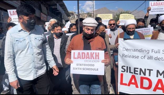 Silent March Foiled in Leh, Held Peacefully in Kargil; Leaders Welcome Judicial Probe