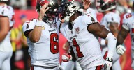 Baker Mayfield tosses 2 touchdown passes and the Buccaneers beat the 49ers 30