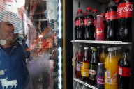 Diputados negocian con refresqueras reducción de azúcar en bebidas; ajustarían impuestos