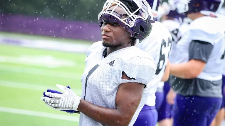 A D-III college football RB just set the all-time record with 522 yards in one game